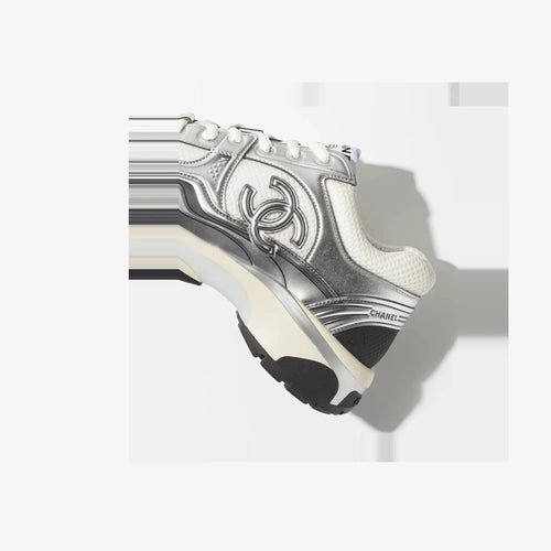 CHANEL RUNNER