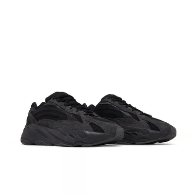 YEEZY 700 V2 – Noir