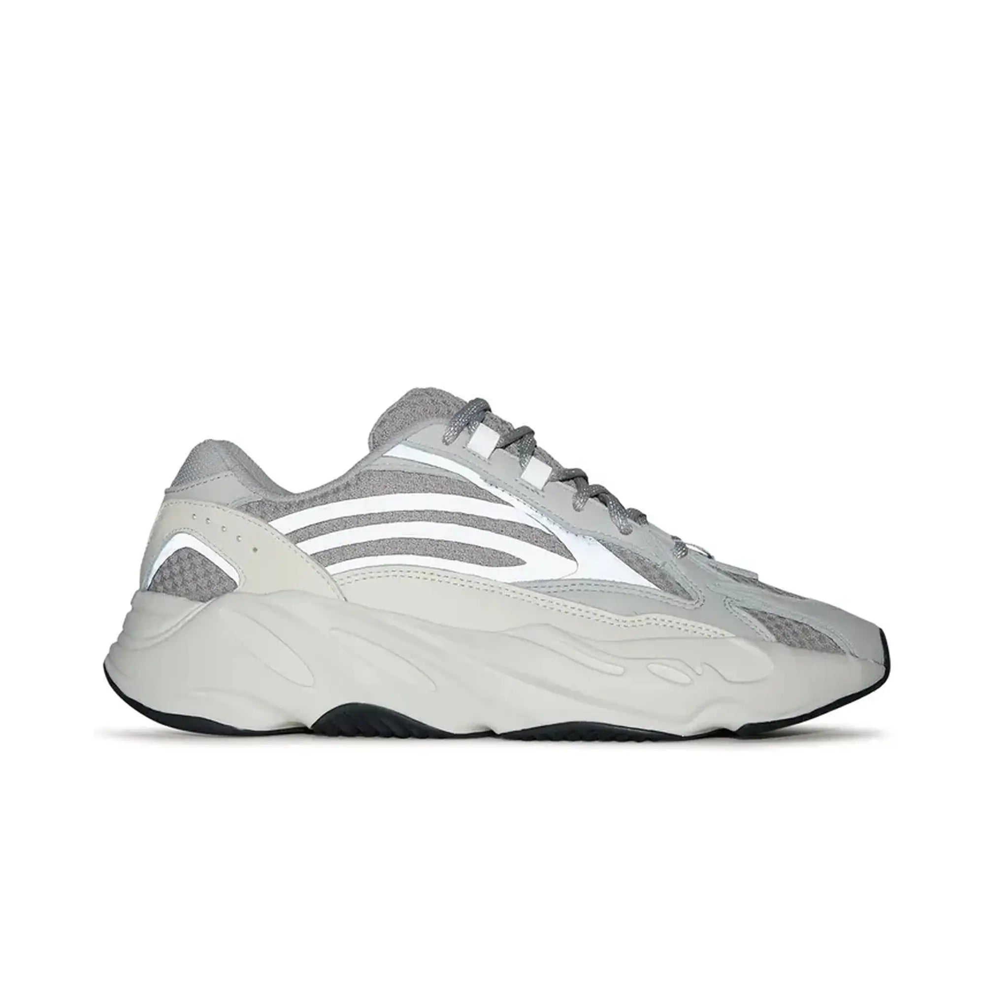YEEZY 700 V2 – sneakers